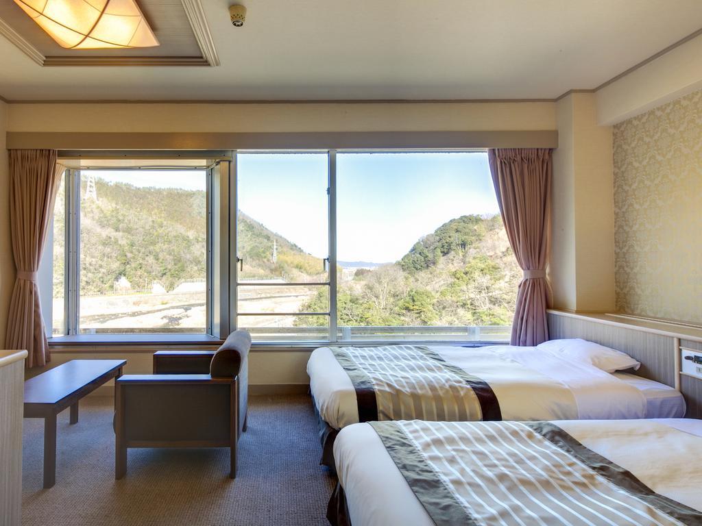 Misasa Royal Hotel מראה חיצוני תמונה