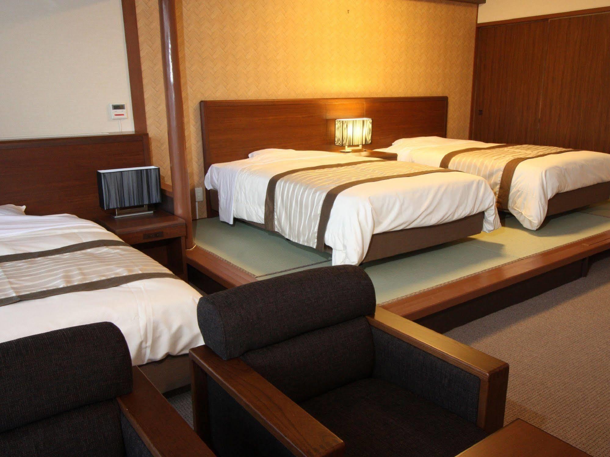 Misasa Royal Hotel מראה חיצוני תמונה